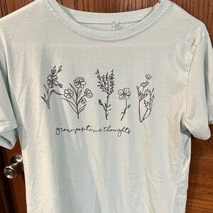 Floral Graphic Tee in Light Green